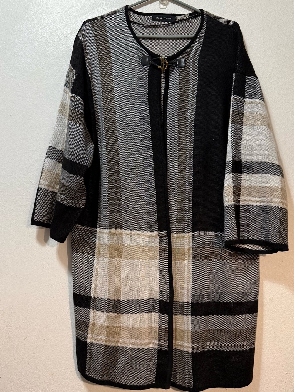 Ivanka Trump Black, Tan & Cream Plaid Open Front Cape Coat Size M/L Women's